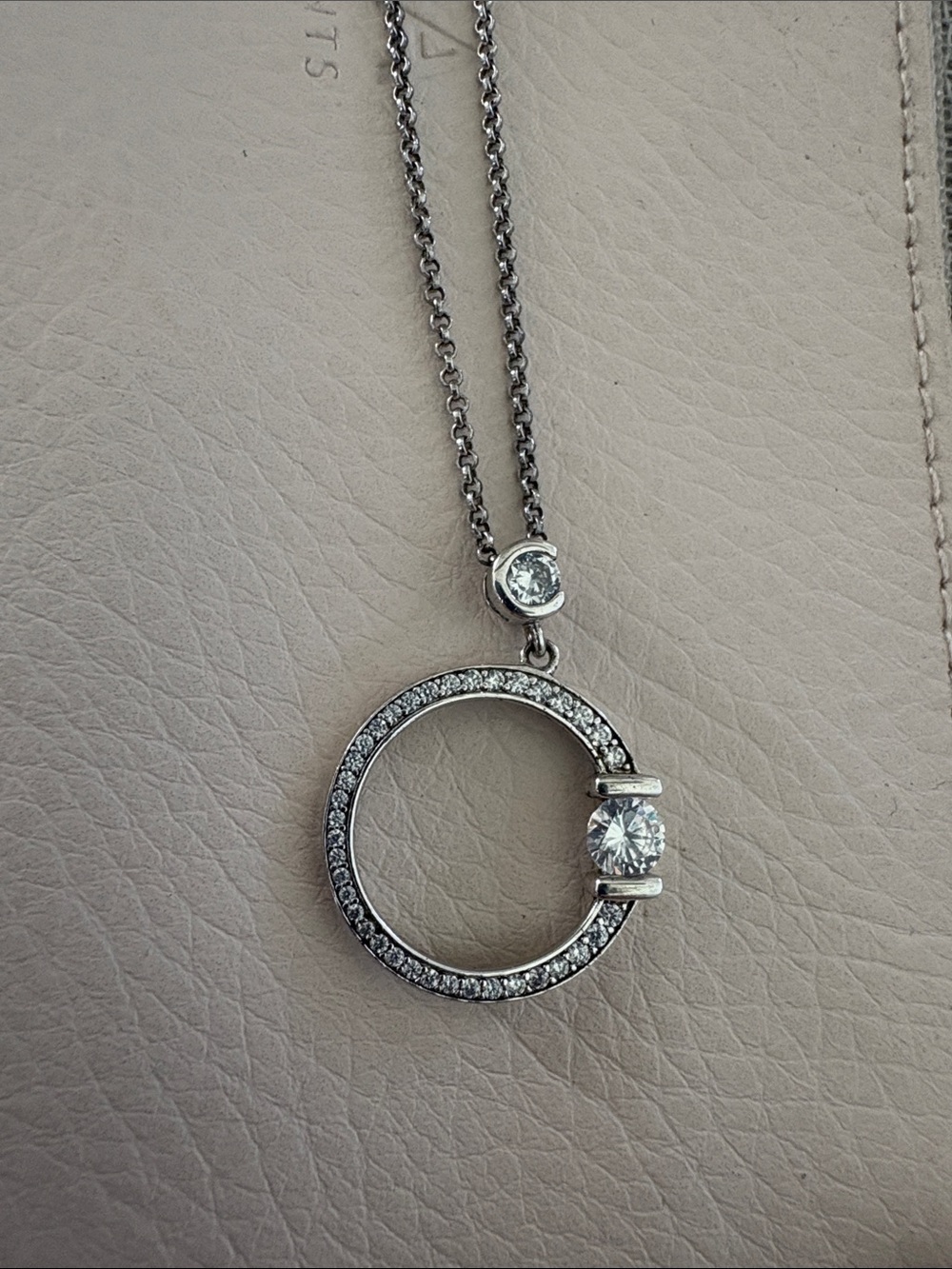 Pandora- Sterling Silver Circle Pendant Necklace with Clear Crystal Accent -